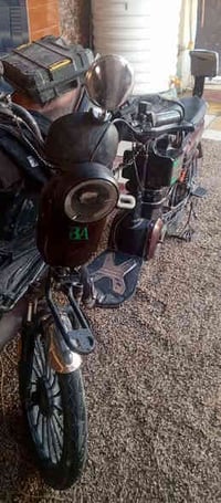 دراجه شحن شركه البيداء الاخضر بطاريات قبل سبوع بدلتهن او بيهن ضمان 6اش...