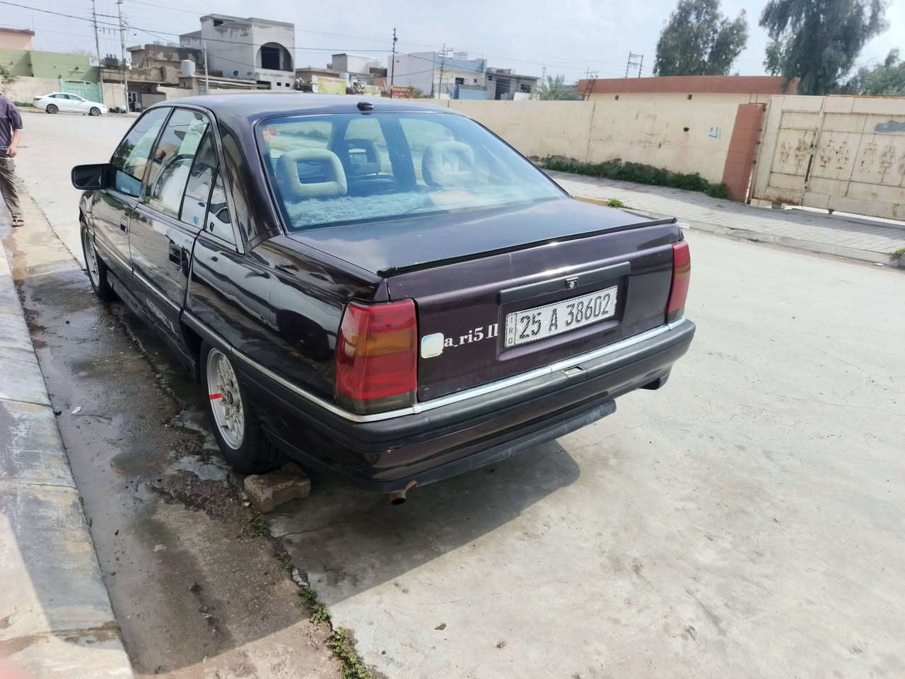 بغسلام عليكم اوبل اوميكه حجم 20 سياره جاهزه صبغ جمالي السعر عل خاص بيك خير دليل ***********
