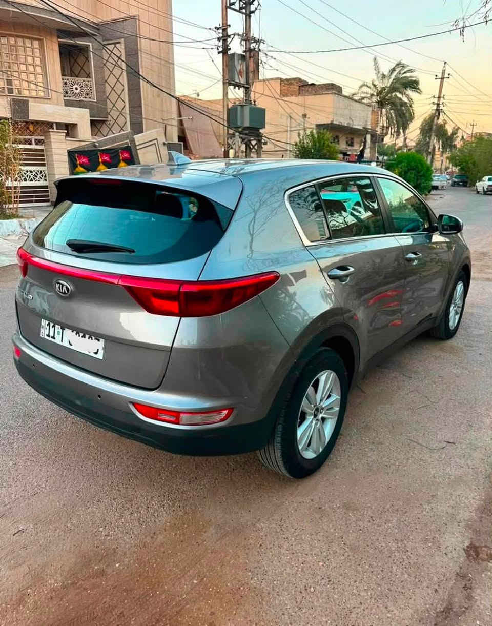 السلام عليكم كيا سبورتج موديل 2018 معروضه 124 وبيه مجال بسيط رقم بغداد دولي تحويل مباشر مكينه 2000 مكفوله من الفتح كير كذالك كفاله من الفتح سياره ماشيه 90 حقيقي تبريد ثلج صدر امامي خلفي جديد تخم تاير جديد سياره جاهزه كل نقص مابيه (((( حادث سياره بسيط جاملغ وبنيد  صور حادث مرفوقه ويه المنشور )))) مكان سياره بغداد الاستفسار *********** خاص مغلق 🔏
