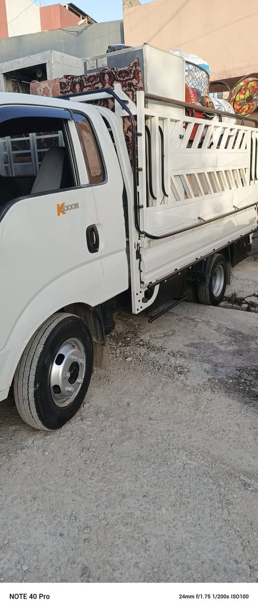 اللي يحتاج كيا للاجره داخل وخارج ***********
