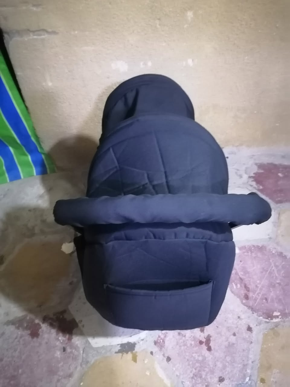 السلام عليكم
عربانة اطفال ام النفرين نضيفة جدا
مكاني كربلاء حي العامل
سعرهه ١٠٠ وبيهه مجال بسيط حگ الجيه للشراي
للتواصل ***********
