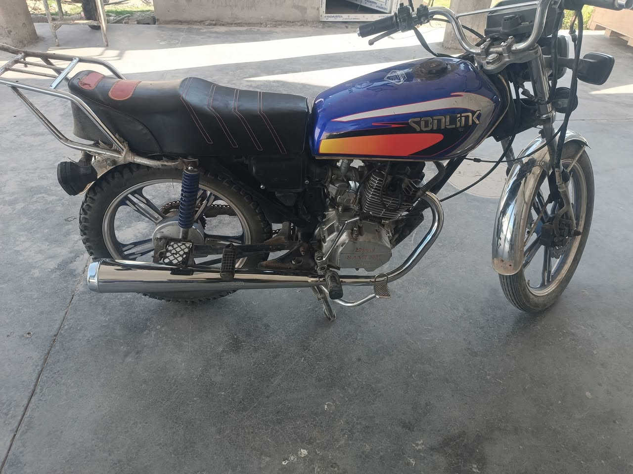 اسلام عليكم دراجه للبيع 2020
بغداد الدوره 
400 وبيها مجال 
***********
