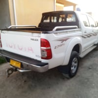 تيوتة موديل  فور ويل2013 اوتماتيك مكفولة رقم بغداد رقم  07829156923