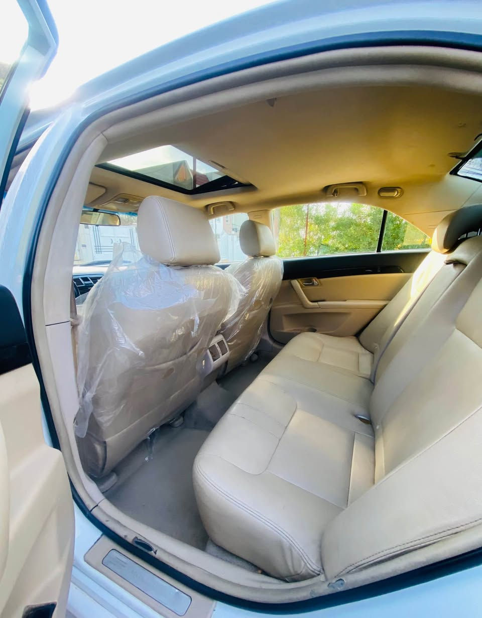 جیلی امگراند 2013
حجم (8)
فوول مواصفات
سلاید و کوشن جلد 
تبرید لەمس  تبرید مرکزی 
قوفل مرکزی  ئاوێنە إشارەت 
پەردە بیلادی و حساس دواوە…. 
دوو سویج بیلادی لەگەلە 
مەکینە بیلادی لانەسەری(20) مەرخوب  
گێرو مەکینە تبرید بە شەرت 
3 پەڵە بۆیاخ  بێ ژۆرێ بێ ارباگ 
رەقەم و سەنەوی  تازە نوێ کراوەتەوە تا 2030 بەناوی خۆمە 
سعری 75 و مەجال. ڤایبەر واتساپ
***********
*********** أربيل, العراق
