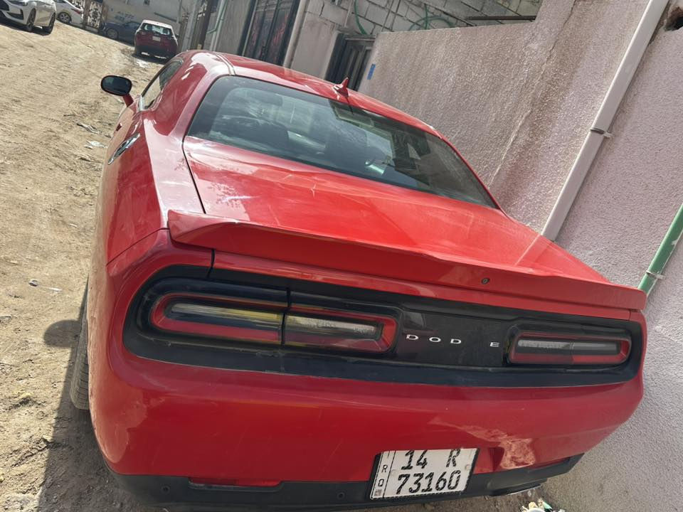 للبيع او للمراوس دوج جالنجر موديل 2015 لون احمر وارد امريكي تقرير غرق للدوسه قطره ماي مابيها وهنا بلعراق بيها جاملق خلفي صبغ والباب بنفس الصفحه والجاملق الامامي مبدل اثر طخه بسيطه والجاملق الخلفي بي بارد واكو رصعات قليله بلبدي مكفوله من الايرباك والشواصي واللغود سياره بلكارتون فول مواصفات عدا الفتحه ويل 18 مع تخم تاير اخو الجديد  سماعات الباين ستيرن كهرباء فول تحكم ستيرن وشفتات ستيرن وتدفئه ستيرن كشنات جلد تدفئه وتبريد وكهرباء شاشه كبيره كامره خلفيه مودات سياقه سبورت وسوبر تراك باك السياره ستوك گلوب مامشتغل بلعينه وكله بانزين محسن ورقمها بصره باسمي هزه وسنويه جدد حداده اماميه وخلفيه كلها ريسنك بلجيس وادامه منظومة البانزين كامله سعرها ب145  وبيها مجال علما السياره sxt plus ومحدثه بجم هيلكات وهذا رقمي ***********
