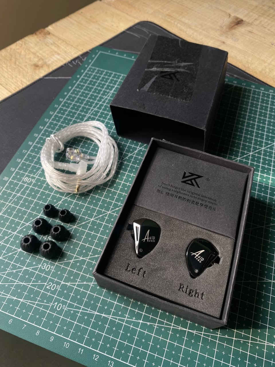 سلام عليكم
سماعه هيدفون 
Model: KZ-AS10 Pro
مع 3 سدادات مختلفه الاحجام
جديده غير مستخدمه

سعر : 25,000

توصيل 3 الف


**إذا كنت صاحب هذا الإعلان وتريد حذفه لأي سبب، رجاءا أرسل رسالة إلى الدعم الفني**