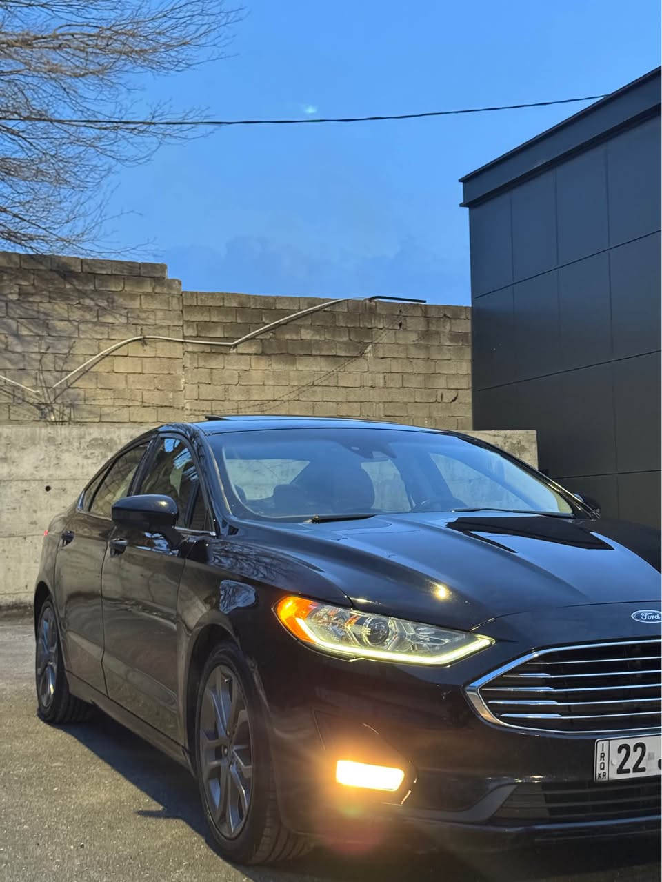 🚘 Ford Fusion 2019 (SE+) | 1.5T

فۆرد فیوشن ٢٠١٩ – SE+ فوول مواسەفات

سەیارەکە نموونەیە لە جوانی و پاکی، ماشاءالله
هەیکەلی وەک خۆی ماوەتەوە، بێ نووقسانی

📌 بۆیاخ:
 • دەرگای پشتی سەکن
 • چەملغی سایەق بێ ناوگرتن
 • بێ ئێرباگ، پێش و پشتی کەپسە

⚙️ مواسەفات:
 • سڵایت
 • بەسمە
 • سێ شاشە + شاشەی گەورە
 • کوشن جلد و شاموا
 • ڕاداری کامل
 • ڕاداری پێش و دواوە
 • ئاوێنە شەفت، هیتەر و کارەبای
 • تەحدید سورعە
 • ناو کرێمی
 • ئۆتۆ ستۆپ
 • لایتی پێش LED + عەدەسە و زینۆن
 • لایتی دواوە LED کامل
 • لایت ئۆتۆ
 • فوڵچەی جام ئۆتۆ
 • برێک بەسمە و کارەبای
 • کۆدی دەرگا
 • سێ گێڕ: (عادی، لە سووکان، ئۆتۆماتیک)
 • زۆر مواسەفاتی تر…

🛠️ دۆخی سەیارە:
 • کامل سێرڤس کراوە
 • هیچ نووقسانێکی نییە
 • چوار تایەی تازەی لە ژێرە

📄 تۆمار و شوێن:
 • ڕەقەم: هەولێر
 • ڕەقەم و سەنەوی تازە
 • تەحویل و غرامە بە شەرت
 • ناونیشان: سلێمانی

📞 ژمارەی پەیوەندی:
0773 836 3591
0750 152 7025 السليمانية, العراق
