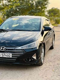 الانتره موديل 20 السياره جاهزه من كلشي السياره حادثه بسيط بالصوره مرفق...