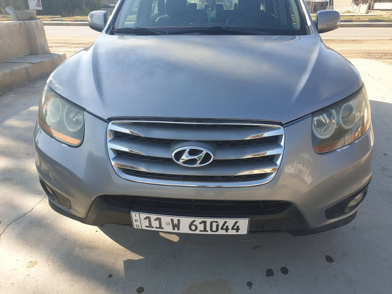 السلام عليكم 
سنتافيه 2008/V6/3300 
وارد امريكي مصبوغه حزام مكفولة من دواخل وضربه 
بيها تبديل جاملغ الايسر جاهزه حداديه جديدة تخم تاير جاهزه رقم بغداد باسمي انكليزي 
السعر ١٠٧ وبيها مجال 
بابل محاويل حي المشتل 
***********
