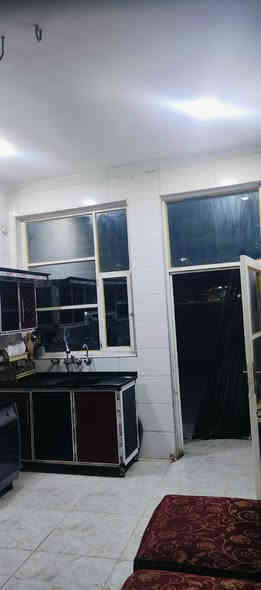 يالله توكلنا ع الله يوجد بيت للبيع حواس شارع التجار يبعد عن الشارع العام ١٠٠م الطابق الارضي يتكون من 
استقبال كلدور مطبخ صاله غرفتين نوم حمام + تواليت داخلي ترك + منور + كراج وحديقه 
الطابق الاول كامل شغل درجة اولى 
الطابق الثاني يتكون من غرفتين نوم وصاله وحمام وتواليت وسطح چبير يحتاج فقط لبخ وارضيه مأسس كهرباء وماء 
بناء كله طابوگ بناء حديث سنة 24
المساحة 250 متر 
وجه 10 ونزال 25
الاستفسار اكثر الاتصال بناء
***********
***********
