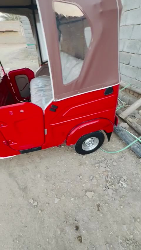 سلام عليكم تكتك للبيع موديل 22 شهر 11 مضلع رقم كربله مهزوزه وجاهزه مكفوله كفاله عامه مكاني ناصرية خاص مقلق للاستفسار ***********
