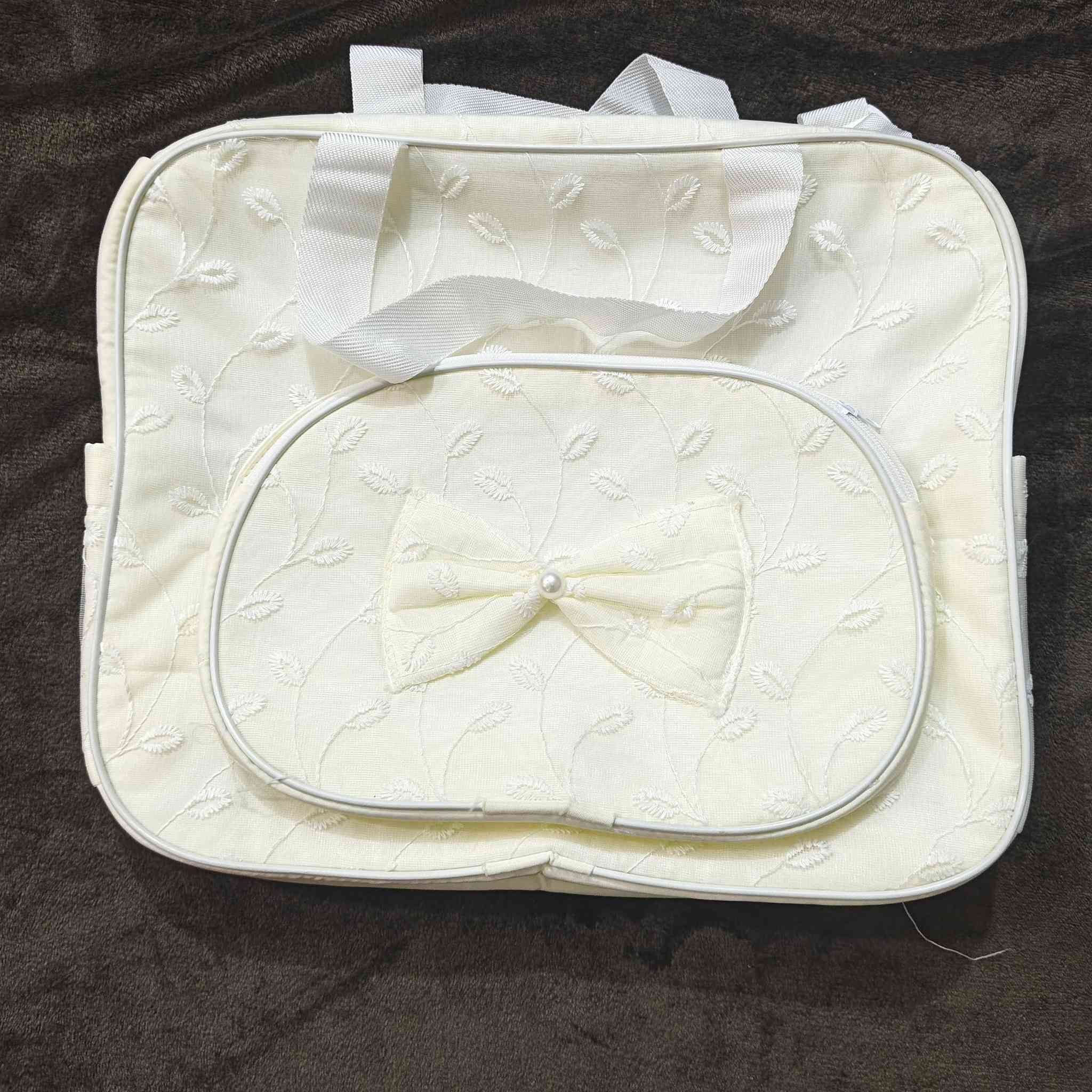 اغراض للبيع عنواني جميله شارع الطحين استعمالهن جدآ قليل بعدهن بلجيس


**إذا كنت صاحب هذا الإعلان وتريد حذفه لأي سبب، رجاءا أرسل رسالة إلى الدعم الفني**