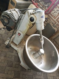 عجانة إيرانية إستخدام بسيط للبيع  حجم 5 كيلو  بسعر 150  بغداد /مدينة ا...