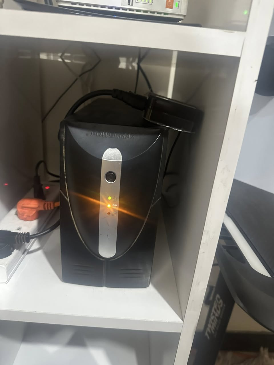 امريكي سلم و يدات ثنين و حساب بي فورزا وشتراك اونلاين يخلص يوم 15/4 وياهن يوبي اس ب 750

  وشاشه 2K تفاصيلها موجوده ب 300 الف 

وميز RBG وحده ب 100 

مكان بغداد ***********
