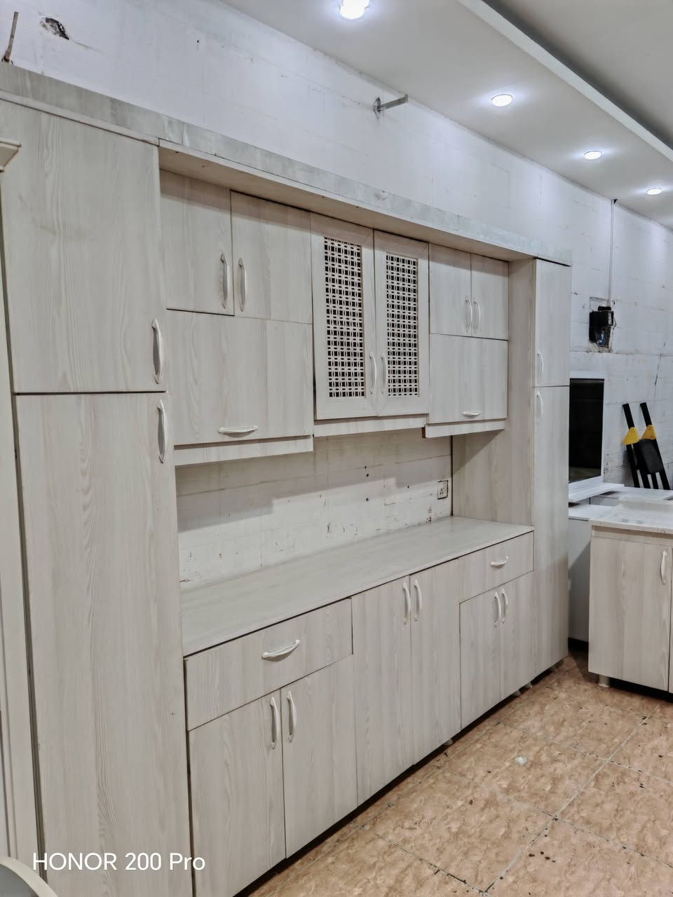 کەوانتەر و سنگی MDF
زۆر جوان و پاکە 
کەوانتەرەکە 3مەترە
سنگەکەی 1.50سانتیمەترە
ناونیشان سلێمانی کانی سپیکە خوارمزگەوتی تەبایی بەرامبەر مارکێتی کەوێ
***********
