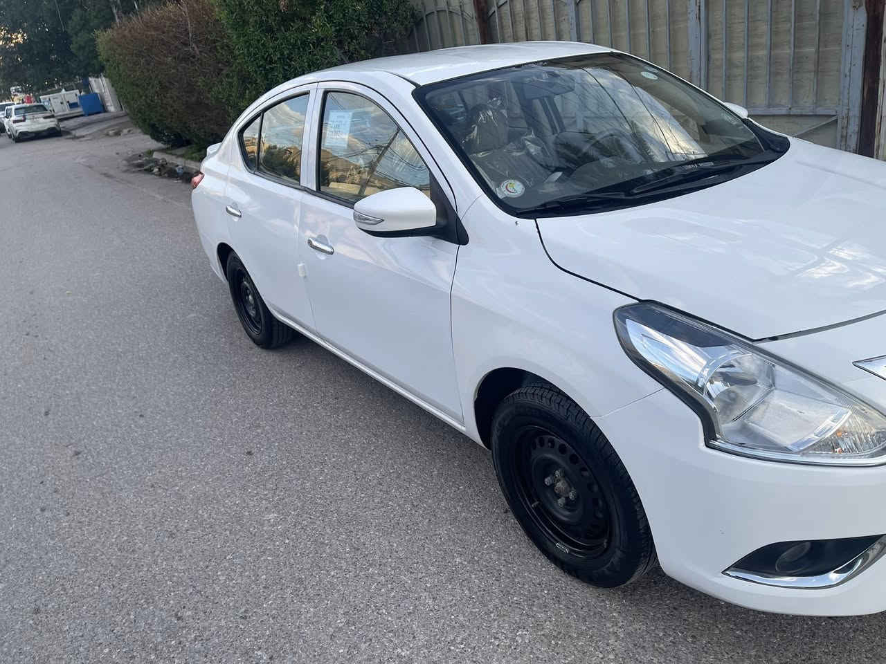 السلام عليكم سني هندي موديل 24 اربيل تريد تحويل تريد وكاله صار بيها ضربة موجوده بلصور الباب الخلفي والامام جهة الايمن وبدلتهن باصليات مال شركه بدون صبغ  
العنوان بغداد حي البنوك 
السعر 109 
للاستفسار ع الرقم ***********
