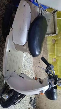 السلام عليك دراجه عبد الحليم للبيع السعر 250 وبي مجال للاستفسار 077573...