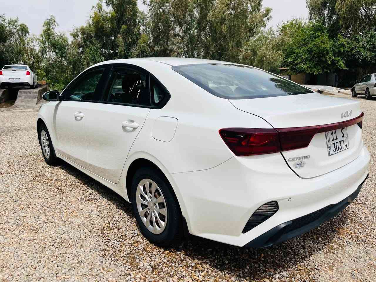 سيراتوا موديل 2023 محرك 2000 دوش خليجي مكفول ماشيه 19 الف استخدام شخصي جديده رقم بغداد الجديد شاشه كامره داخل مخمل السعر 168

***********بيها مجال قليل
