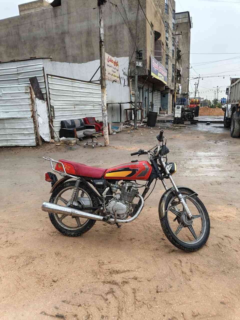 دراجه 5 كير لبيع مابيها اوراق اتكلفلك عشائر وسرقه السعر 
275
رحمه الوالديكم المو شراي لا يجي 
***********
واتساب
