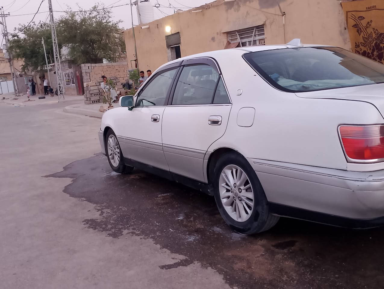 ملكه ادوات بيه كصه قماره دكمتين دي فور الجبير رايده ب40وبيه ***********
