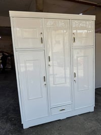 كنتور ابيض • ٣ باب • ٤ باب