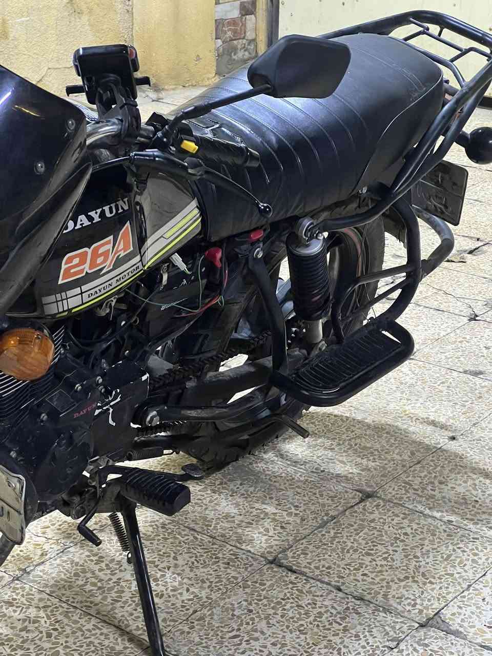 دايوان للبيع
السعر ما يحتاج اكلك مليونين ومية وانزل عل مليونين قفل مليونين من الاخير 
نقوصات قمجة كيج سرعة 
باتري وقبغ باتري 

محرك شرط والباقي تجي تفحص وتشوف اذا عجبك اشتري شرط التحويل 

التواصل واتساب ***********
