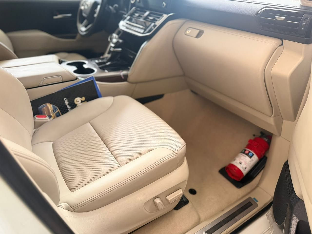 السلام عليكم
عودتك انشر بس الجديد 🔥

🚘 تويوتا لاندكروزر 2024
✨ ساز لمتد

✅ ماشية 12 ألف فقط
✅ كلش جديدة
✅ رقم بغداد باسمي
✅ مكفولة كفالة عامة
✅ فول 1/1

📍 العنوان: بغداد

للمهتمين مراسلة أو اتصال على الخاص ***********📞

سيارة نظيفة جداً وبحالة الوكالة، فرصة ما تتكرر 🔥🔥🔥
