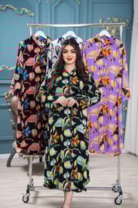 قميص طويل • خامة كريشة • فري سايز ٨٥كغ