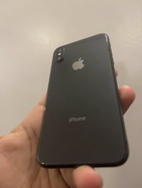 للبيع ايفون اكس اس جهاز نموذج M مكفول من كلش من اي خللل ذاكره ٢٥٦ بطار...