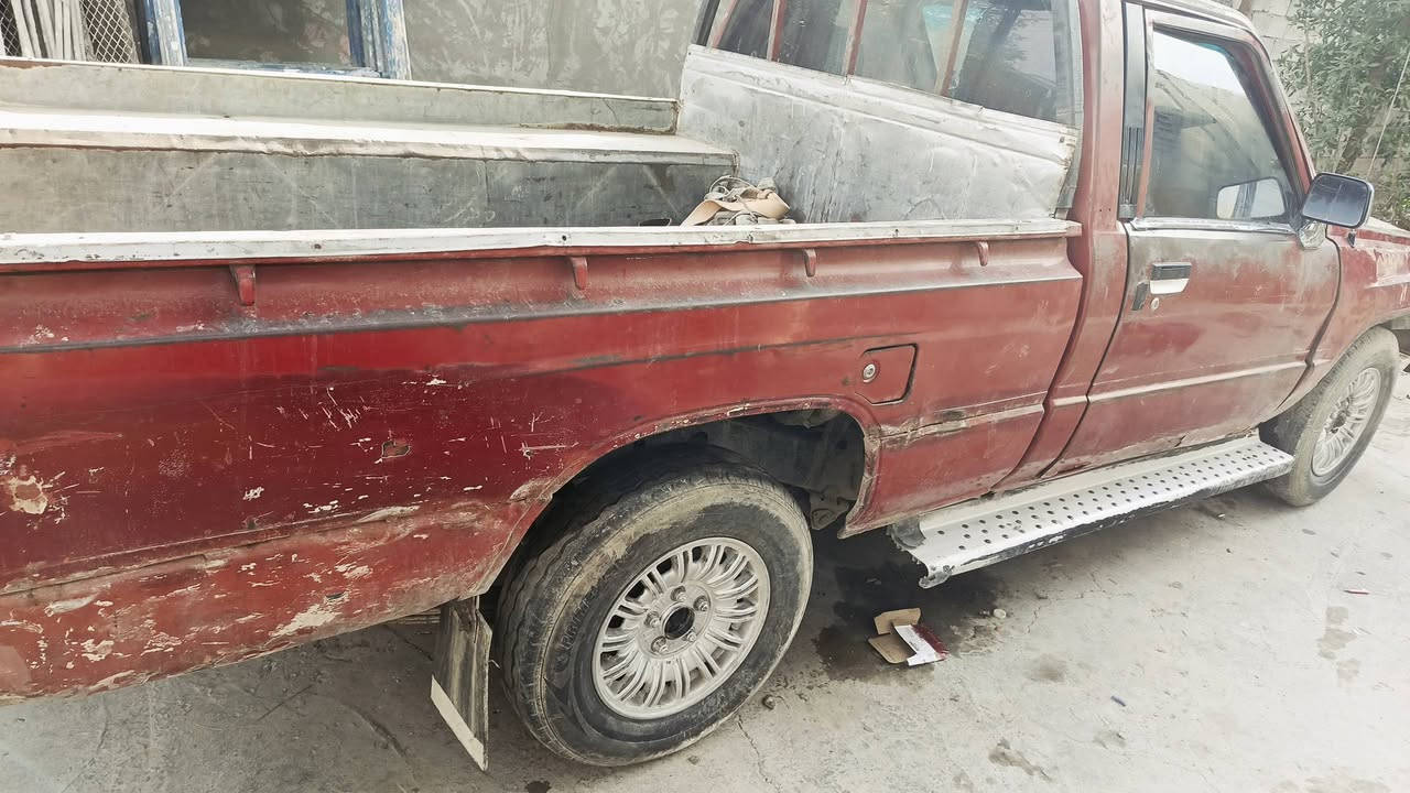 سلام وعليكم سياره بيكم تك قماره موديل 85  رقم الماني جديد سنويه عضم عاج  جديده  محرك مكفول وكير مكفول  عنوان  بغداد الدوره السعر 26 ورقه تحويل ثاني يوم  الستفسار ***********
