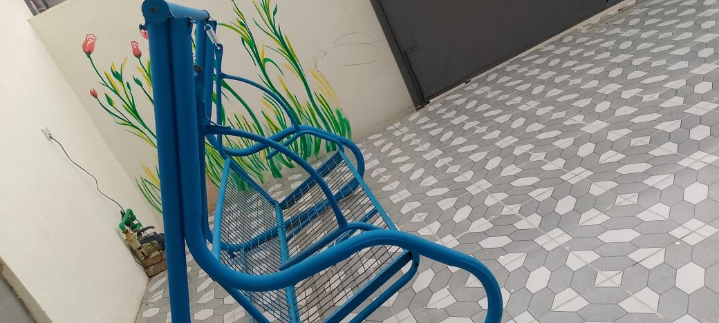 للبيع نظيفه جدا سعرها مناسب ١٢٥وبيها مجال الاستفسار الاتصال على هذا الرقم ***********
