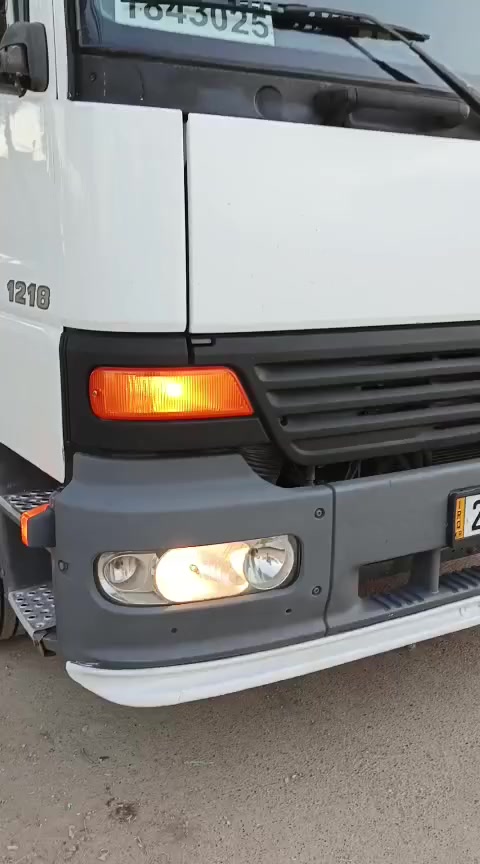 للبيع اتيكو موديل 2003 حجم 12/18ثمانيه برغي مكينه اربعه بستم كير عادي جوبلس خلفي ورك امامي طول سبعه وربع تبريد بلادي شغال تخم تاير جديد رقم دهوك جديد وهزه وسنويه جديد لغايه 2031 بسمي شخصيا تحويل ثاني يوم سياره مكفوله كفاله عامه كبل للشغل للاتصال ***********رجاءا الموشراي لا يتصل
