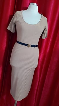 فساتين • تجنن • اسعار بلاش