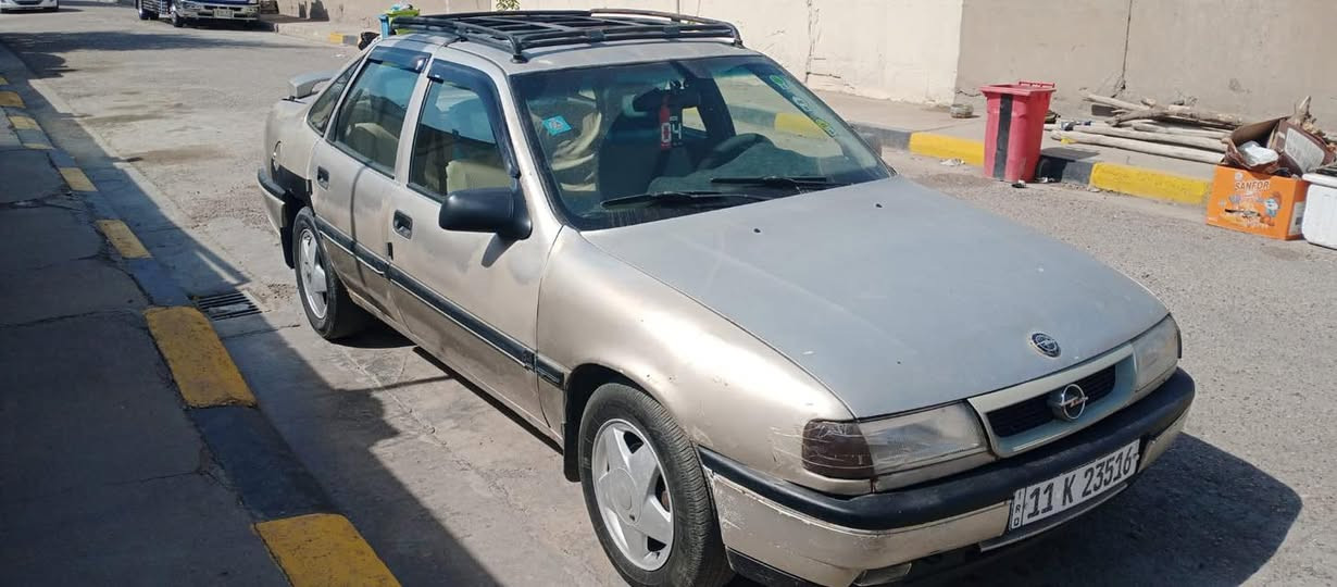 سلام عليكم اوبل فيكترا موديل 93 حجم ٢٠ أو تماتيك كير محرك رقم الهاتف *********** رقم بغداد  الجديد  إنكليزي بسمي تحويل ثاني يوم عنوان سياره بغداد سيديه  سعر 30 بيه مجال
