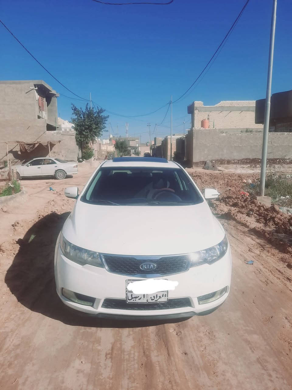 السلام عليكم  سياره سيراتو 2013 مكفوله كفاله عامه رقم اربيل فول مواصفات سياره جديده احلى من الصور سياره ما متعوبه السعر 108 ةبيه مجال بسيط وللاستفسار الاتصال على الرقم التالي *********** واتساب  مكان
النجف الاشرف ناحية الحيره
