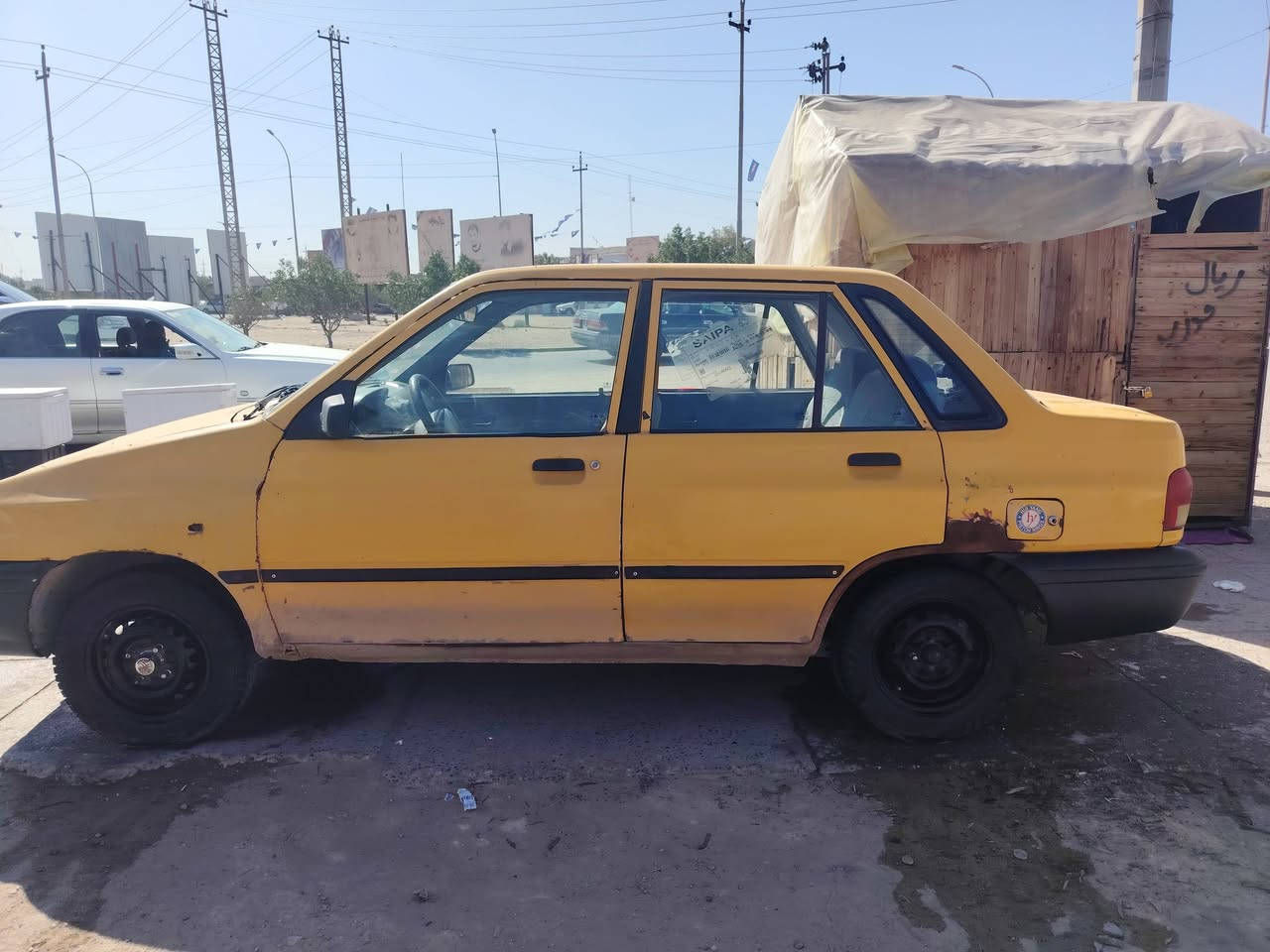 سايبه مديل 11محرك كارتون كير جديد دواخل كلشي شقال بيه رقم احمر ما واصل راعيه اتعهد  من كلشي سعره 10وبيها مجال قليل مكان خور الزبير ***********
