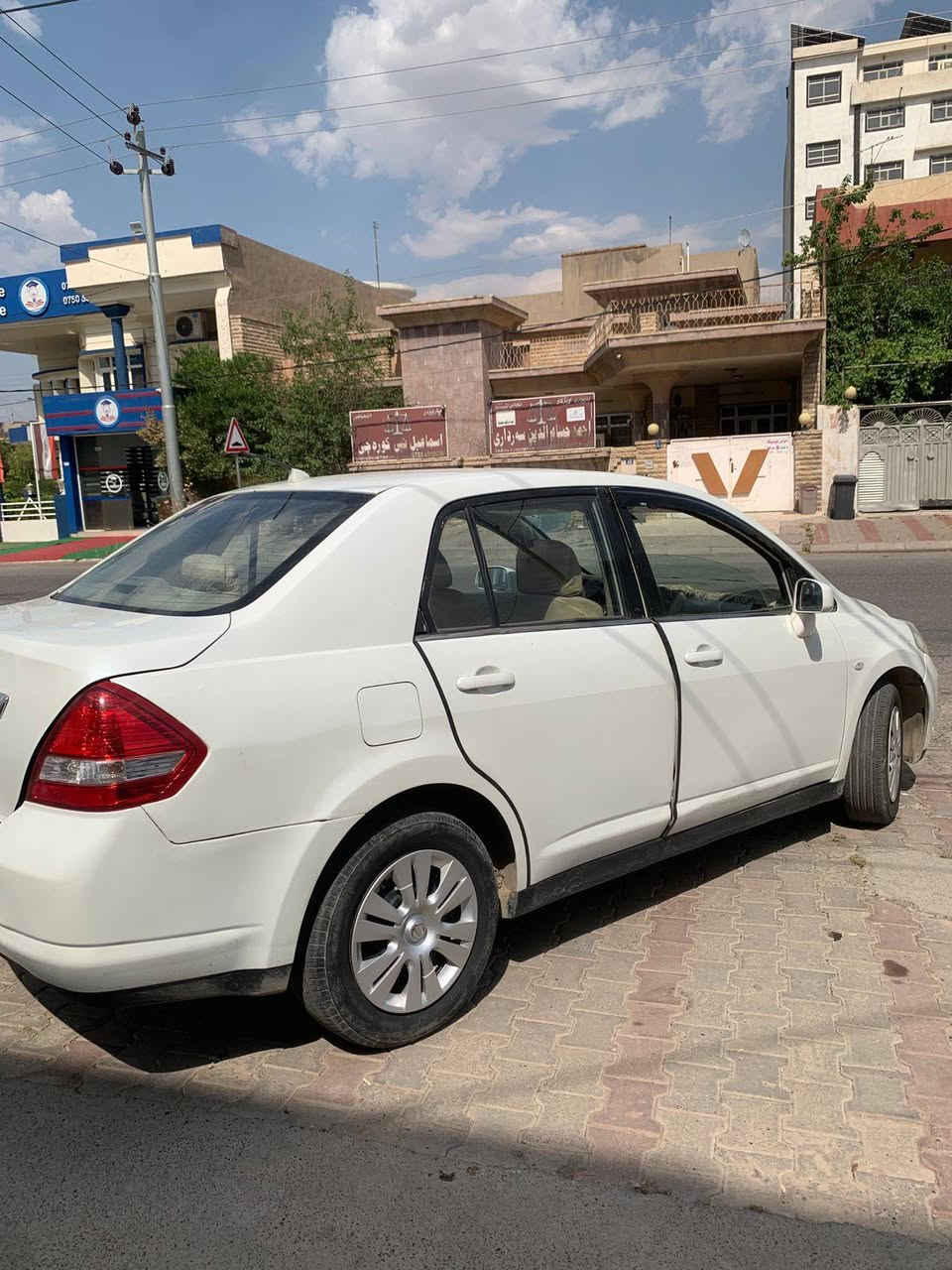 نیسان تیدا ٢٠٠٧ 
                  
گێڕ عادی 
سپی سەدەفی 
سبوغ عام بۆ جوانی 
بێ لێدانی قورس بێ وەرگەڕان بێ بڕانەوە 
پێش کەپس ،بێ ئێڕباگ جەمپی پشتی هەیە خفیف 
مەکینە V4,18 
رەقەم هەولێر سەنەوی بەسەرچووە لە ٢٠١٨ 
ڕۆیشتن ٢٩٠ هەزار کم 

نرخ / 58 ورقە
شوێن / هەولێر
*********** واتساب
*********** واتساب
#132 أربيل, العراق
