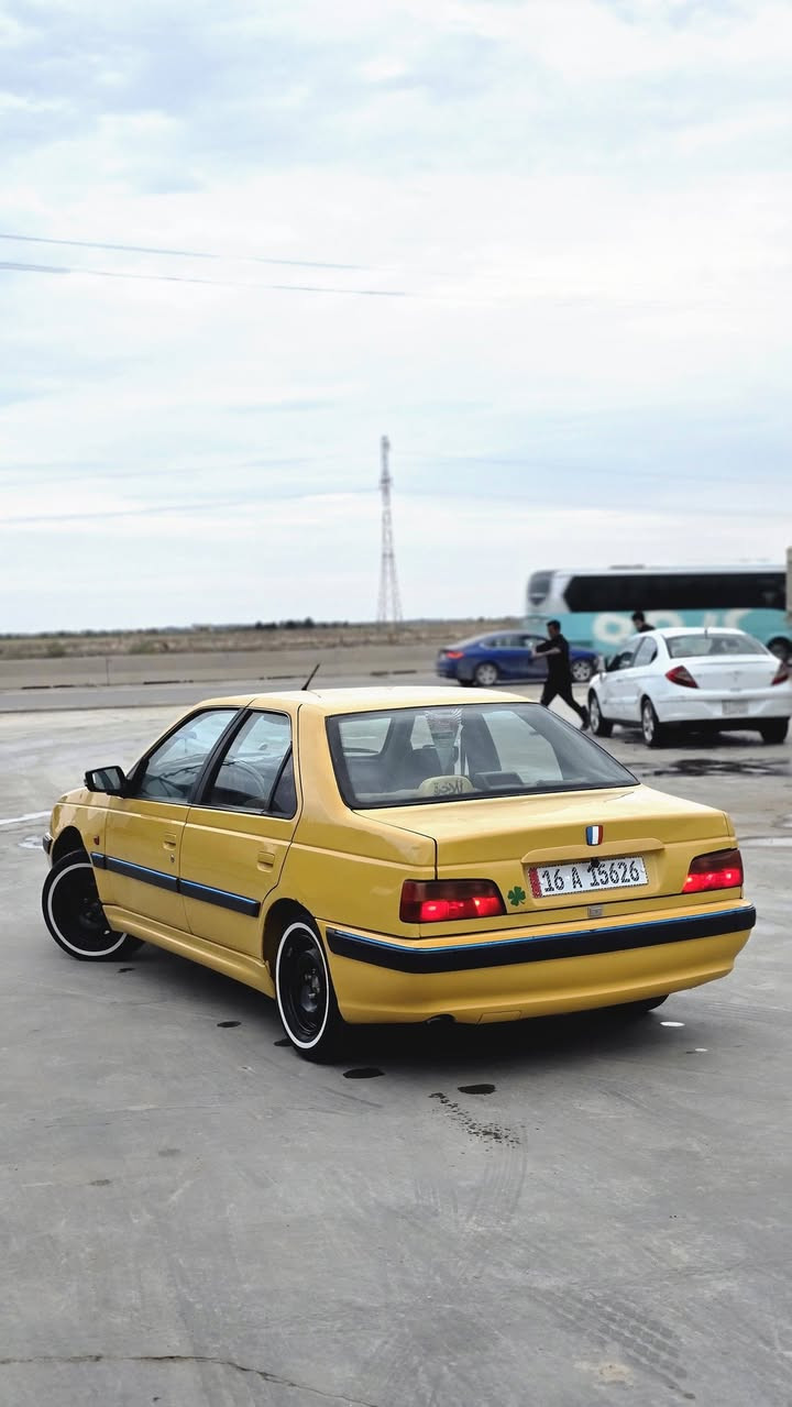 السلام عليكم 
بيجو بارص للبيع 
موديل 2015 
رقم قادسيه انكليزي 
سنويه لل 2027
هيئه وغرامات مصفره 
تخم تاير 
تدفئه تبريد 
مكينه كير كفاله 
حداديه وره وكدام 
جاهزه السياره 
ملاحظه بيه بنيد مبدل فقط 
هلال واحد معمر خلفي
الباقي كفاله 
السعر 45 وبيه مجال حك الجيه
المكان الديوانيه الاسكان
رقم الهاتف ***********
