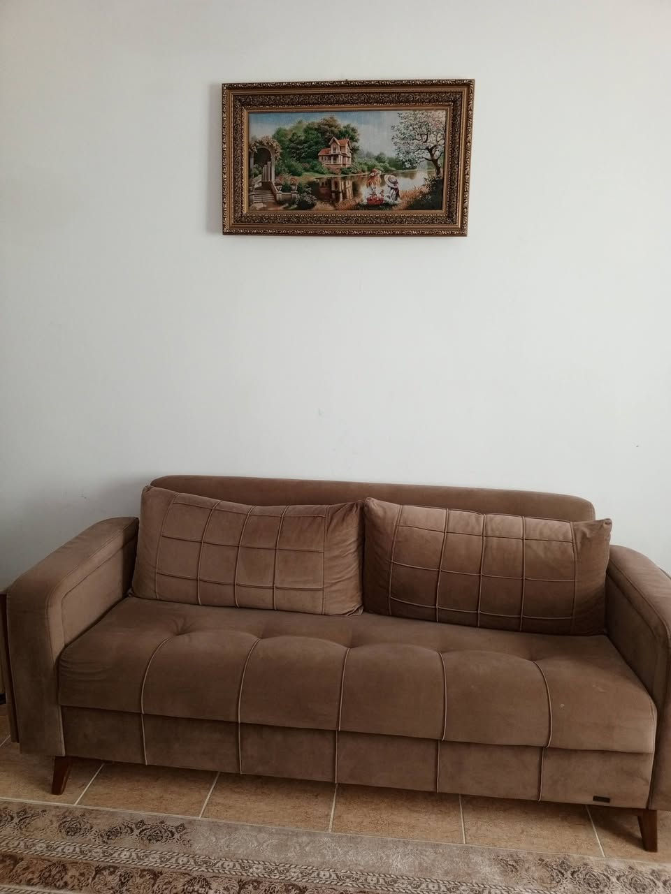 السلام عليكم تخم 10 مقاعد تركي ماركه دلال قلاب مع خزانات نظيف جدا جدا السعر 750.  الف دع وبي مجال قليل ومجمده نوع كرافت الاصلي الارتفاع 85سم  والعرض 75سم شغاله السعر 150وبي مجال قليل الموقع اربيل للاستفسار وات ساب ***********
