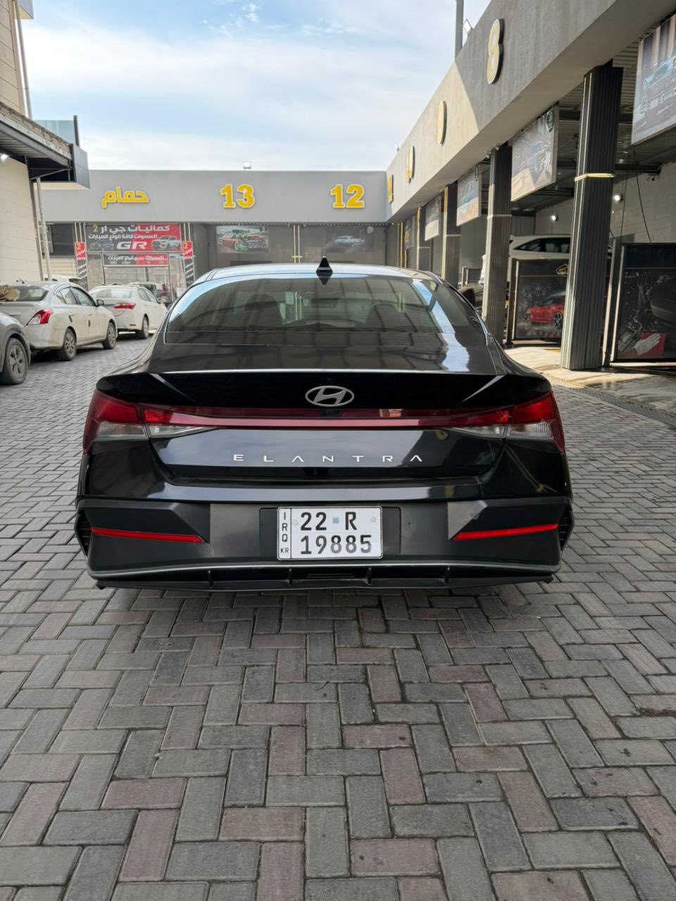 سلام عليكم  للبيع 
هونداي النترا 2024 وارد أمريكي  
حادثها تبديل قبغ جنطه فقط الباقي كفاله 
مكاني بغداد سياره بسمي تحويل ثاني يوم
هـ ***********
السعر 165 مجال بسيط 
الفئه:  SEL محرك 2000 دوش المرغوب 
ممشى  16
الموصفات 🔻
🔴 مفتاح بصمة 
🔴 بصمة أبواب 
🔴 دخول ذكي 
🔴 بصمة صندوق
🔴 تشغيل عن بعد 
🔴 شاشة عداد ديجيتال متصل
🔴 فول تحكم ستيرن جهتين
🔴 شاشة كار بلي 
🔴 كامرة خلفية دوارة 
🔴 رادار امامي 
🔴 رادر جانبي 
🔴 رادر خلفي 
🔴 تحديد مسار 
🔴 مثبت سرعة 
🔴 نقطة عمياء 
🔴 بريك تفاعل اوتتماتيك اثناء اقتراب من الجسم
🔴 انظمة قياده Drive mode ثلاث وضعيات 
🔴 اناره دشبول داخليه LED
🔴 لايت زينون  عدسات عالي ناصي  لايت حاجب لد
🔴 صندوق ذكي يفتح عن الاقتراب 
🔴 نظام abs
