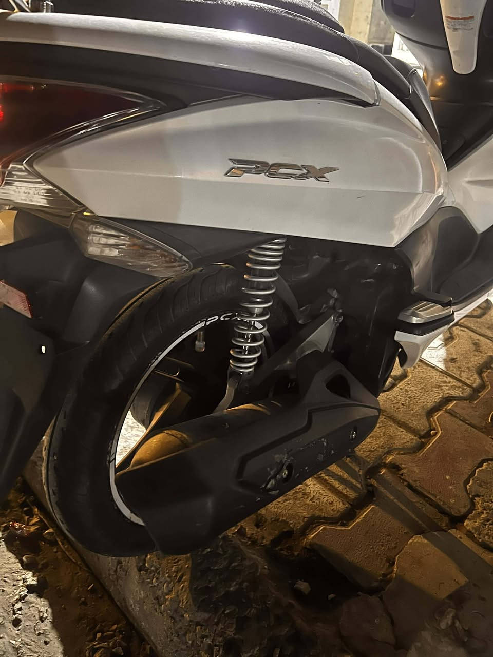 سلام عليكم بي سي إكس 
جيل اول محرك ١٢٥
ماشية ٦١ الف ونص
دراجه خير من الله 
مكاني ديالى بعقوبة 
سعر  مليون ونص بيهه مجال قليل 
***********
