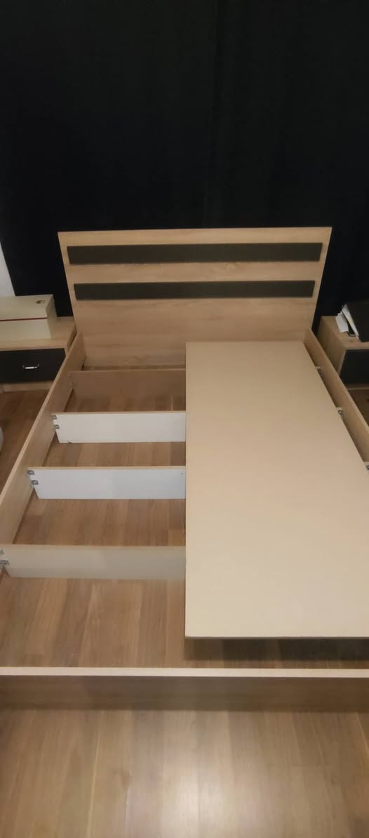 غرفة أطفال للبيع
سرير - بيرو - خزانة - دروج عدد ٢
العنوان: السليمانية - كويجة ٣
للتواصل: ***********
السعر ٣٠٠$
