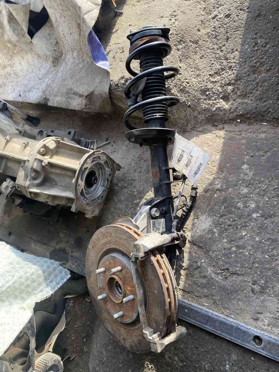 السلام عليكم
غراض باسفيكا 
زوج دبلات امامي مع السطاب اكسل 
طبلات امامية زوج 
يده كير مع كنترول تبريد 
براكيت امامي + خلفي 
الغراض وارد امريكي 
العنوان 📍: بغداد الطالبية مقابل بدالة 14 تموز 
للاستفسار على هذا الرقم:***********/***********
