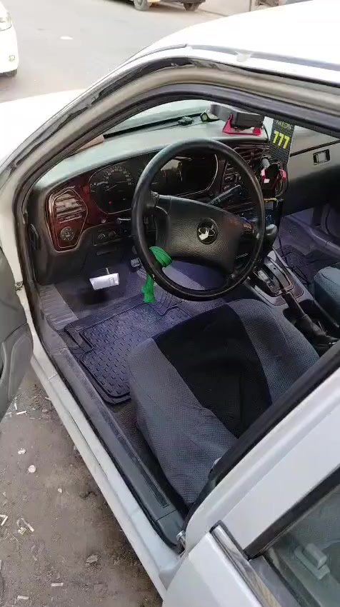 برنس
موديل 1996
تايرات جديده
شاشه 
رقم بغداد الجديد
لون ابيض
كير أوتوماتيكي 
مكينه جيده 

فقط عطل بالكير ميشتغل علئ حرف R مترجع بك  باقي الكير شغال

السعر  30 ورقه وبيها مجال بسيط كلش 

مكان السيارة بغداد
***********
