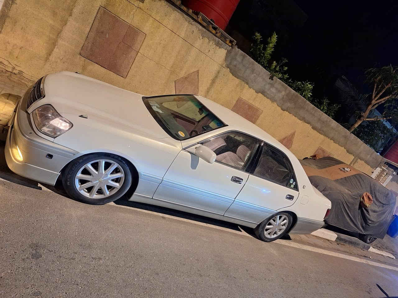 3 دكم كفاله من الضربه والكص ديفور الجبير استيرن كهربائي كشنات كلها كهربائيه برده خلفيه استيرن صاج تحكم استيرن لحيه أماميه كامرات نيكل حاشيه بيبان ويل نجمه متعوب عليها سعر 98 بيها مجال (( الصبح نايم العصر او بعد الفطور خابر )) او دزلي بصمه ارجع جوابك ع رقمي اسيا بي وات ساب  كلشي بل قسمه *********** / ***********
