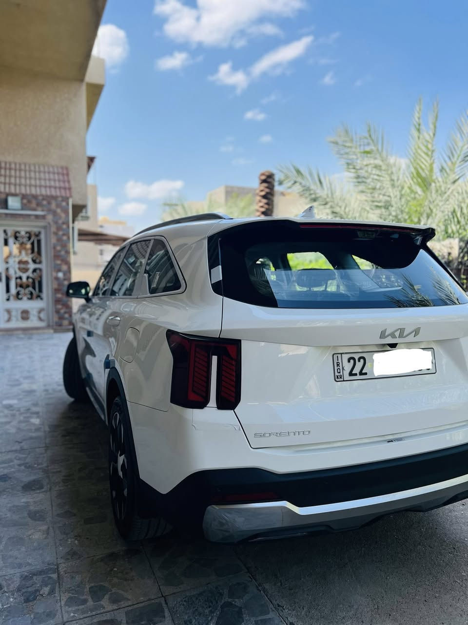 السلام عليكم سورنتو 2025 محرك 6 سلندر بانوراما ضمان شركة نيم مكفوله كفاله ماشيه 5900 كيلو كشنات جلد تدفئه وتبريد دبل كامره اناره مخفيه 64لون متغير لد نهاري ويل 20 سبير مانازل رقم اربيل بأسمي السعر 332 ورقه المكان بغداد الرقم ***********
