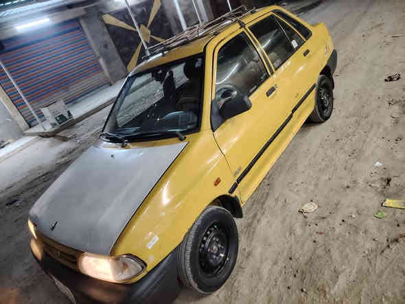 سلام عليكم سايبه للبيع موديل 12 رقم بغداد سياره كامله صدر جديد تبريد ثلج شواصي جدد كهربايات كامله تخم تاير سيار جديده بعنه لكلمه مانقصه اي شي مكان السياره ابو غريب لشهداء لسعر 28  وبيه مجال لهاتف *********** ***********
