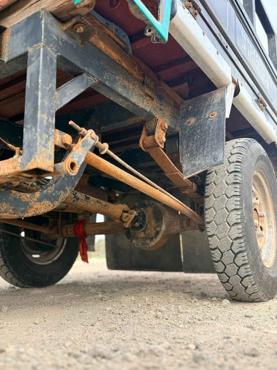 سلام عليكم ستوته للبيع موديل 2014مكفوله ولا قطره صبغ السكن السماوه***********
