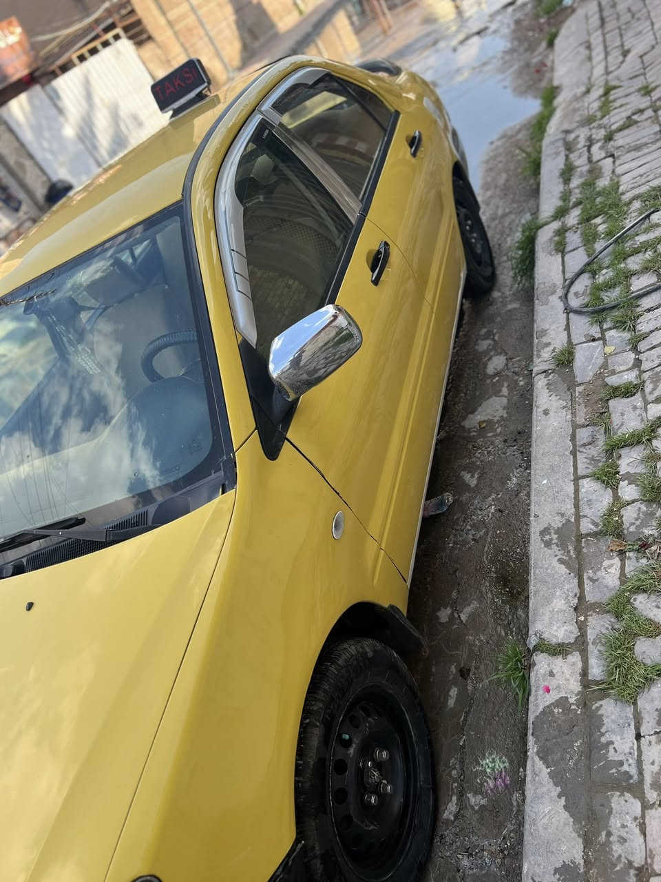 السلام عليكم لانسر الون نيلي مصبوغ اصفر 
سيارة جاهزة محرك كير اوتماتيك صدرخلفي امامي تبريدفقط عاطل عندي 
تحويل مباشر بسمي رقم بغداد
السعر68$بيهة مجال بسيط
مكاني الحسينيه مال الراشديه 
***********موديل 2010
حادثه الجاملغ الخلفي
