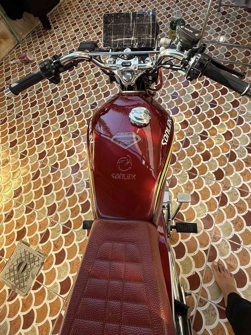 سيفان امراوس ابوكسر فحل هاي درجة ماطلع بيها جديدة وجاهزة من كلشي كلشي شغال بيها


**إذا كنت صاحب هذا الإعلان وتريد حذفه لأي سبب، رجاءا أرسل رسالة إلى الدعم الفني**